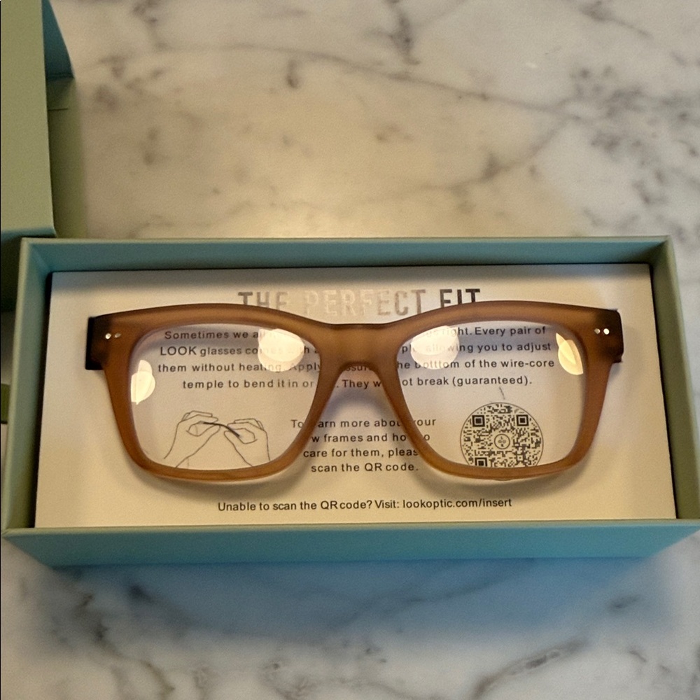 NEW Look Optic Cosmo progressive readers in Champagne, +2.00.